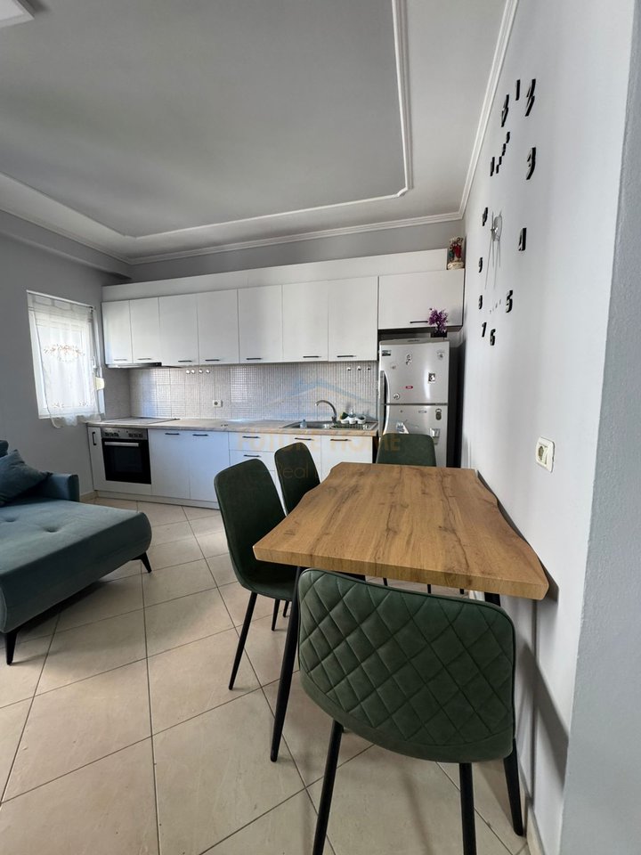 Qera, Apartament 2+1, Rruga Riza Cerova,Tiranë.