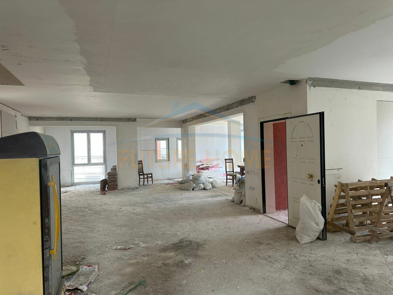 Qera, Vilë 5-Katëshe, Kodra e Diellit 2