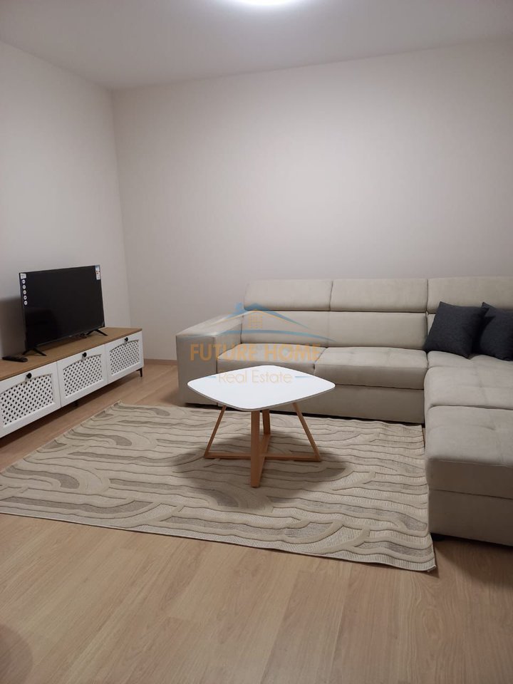 Qera, Apartament 2+1+2, Akses Tirana
