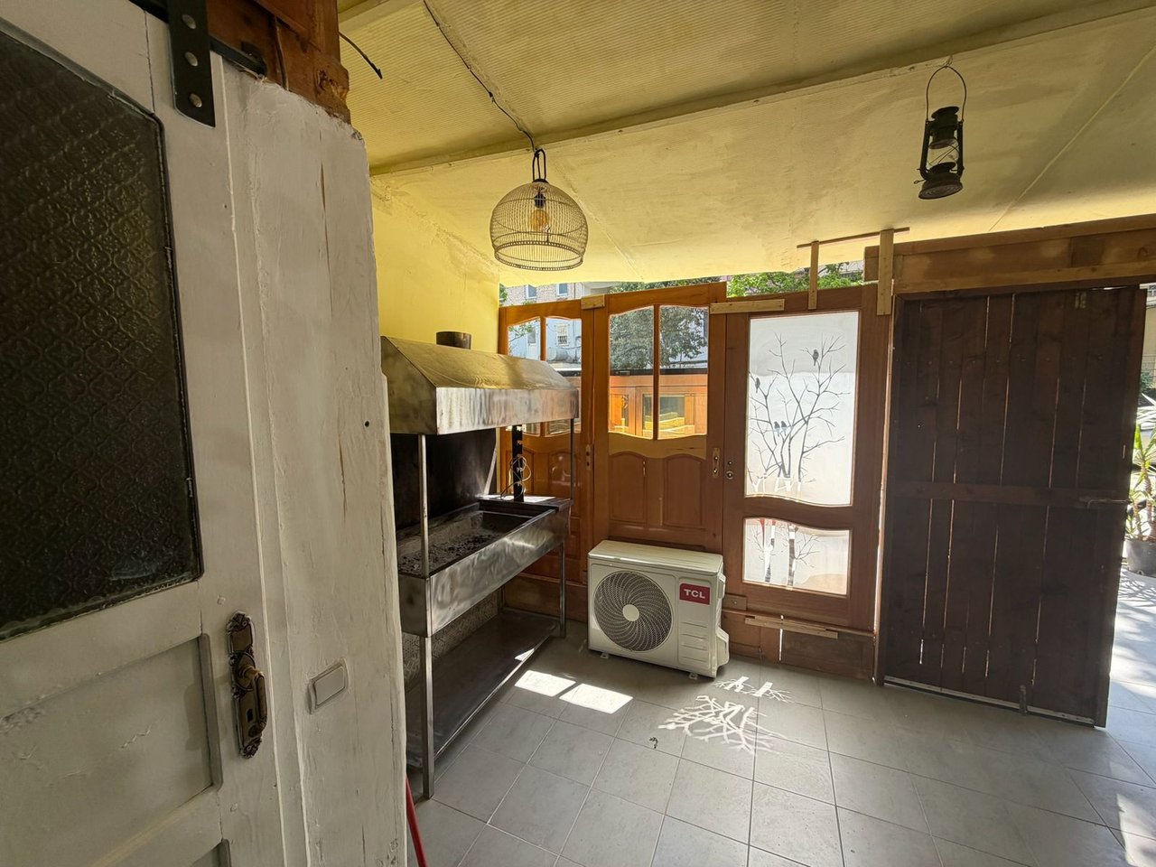 Shitet, Ambient Biznesi,  Vasil Shanto, Tiranë