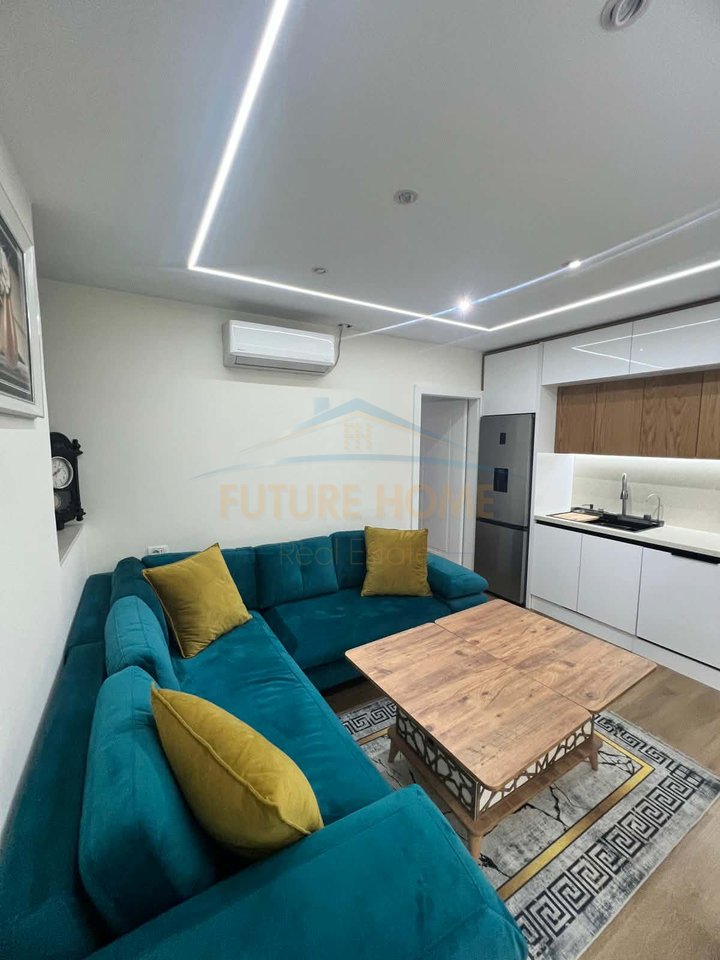 Qera, Apartament 2+1 + Verandë, Ish Fusha e Aviacionit, Tirane
