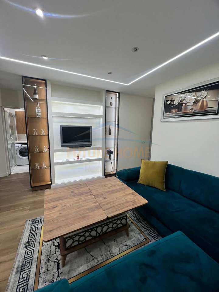 Qera, Apartament 2+1 + Verandë, Ish Fusha e Aviacionit, Tirane