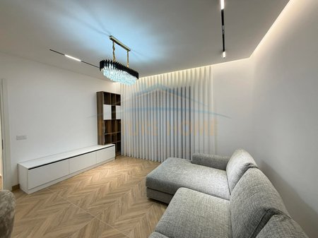 In vendita, 2 appartamenti 1+1, Unaza e Re