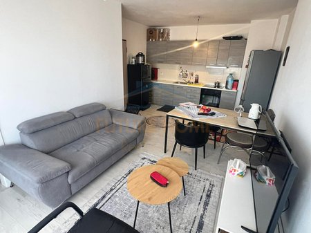 Shitet, Apartament 3+1, Unaza e Re, Tirane