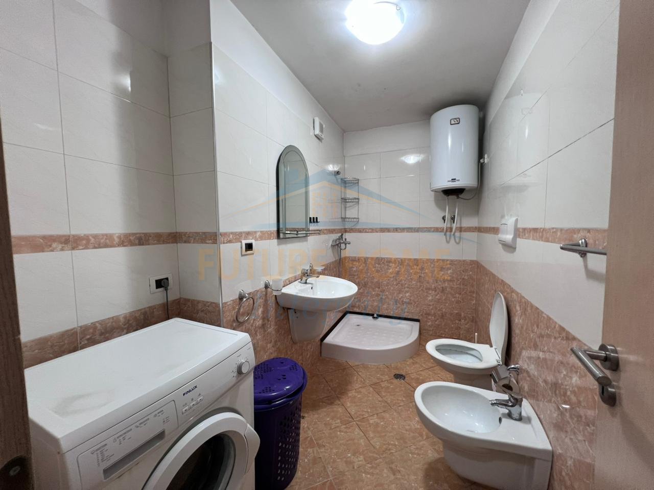 Qera, Apartament 2+1, Ish Tregu Elektrik, Tiranë.
