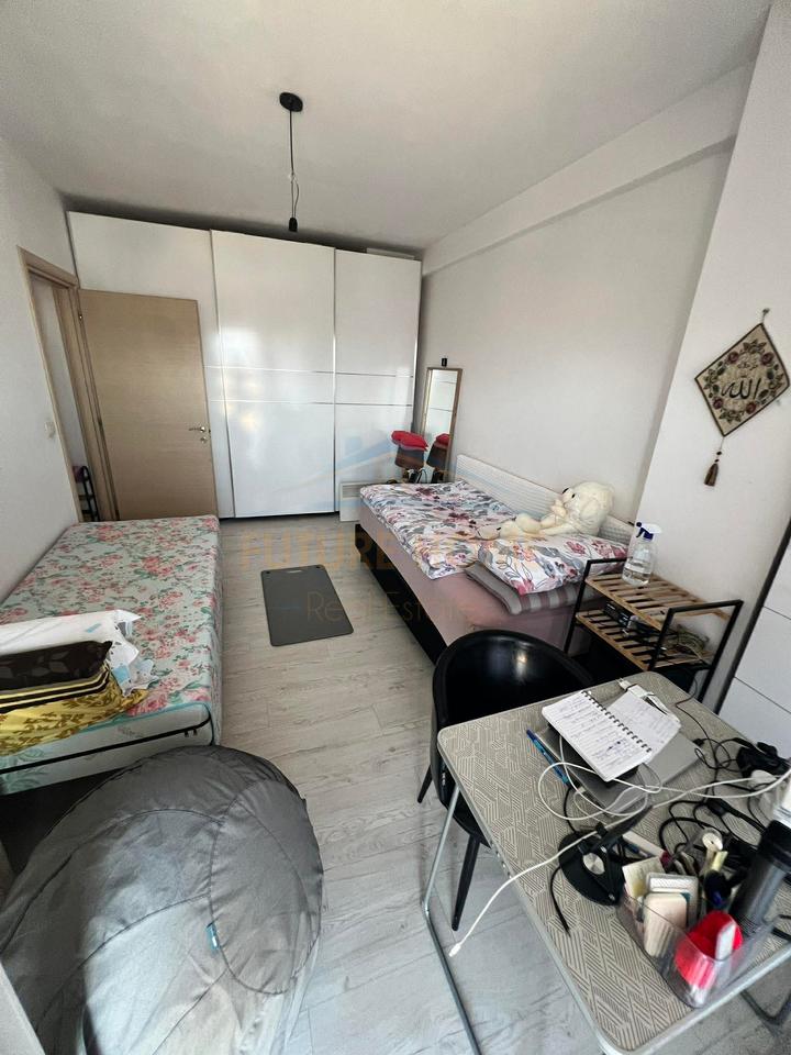 Shitet, Apartament 3+1, Unaza e Re, Tirane