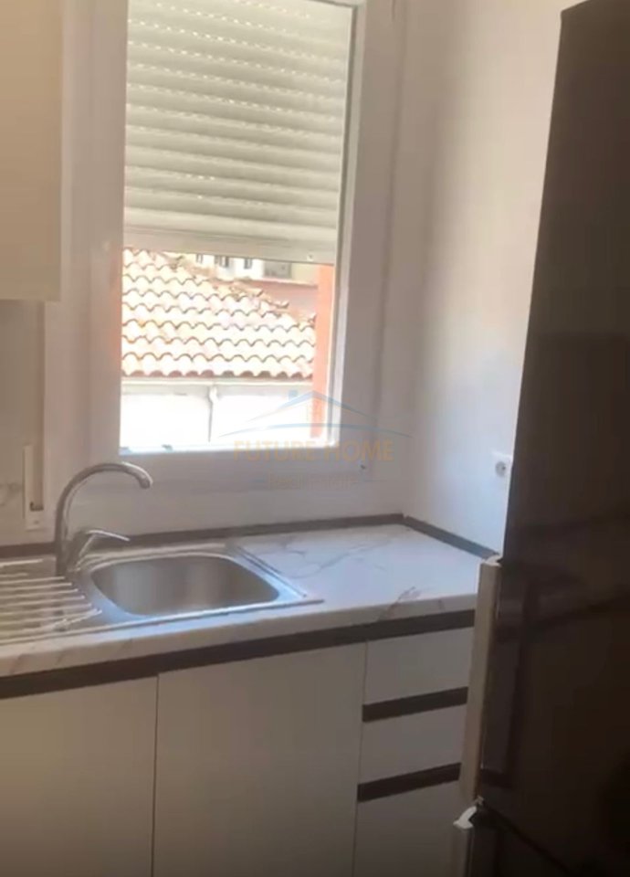 In affitto, appartamento 1+1, 5 Maji, Tirana