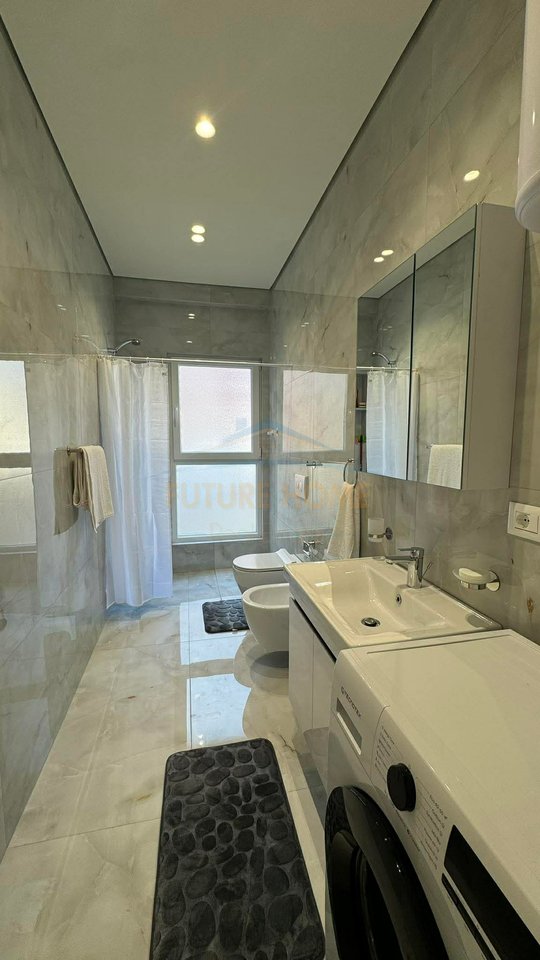 Affitto, Appartamento 1+1 + Posto Auto, Complesso Aura, Via Dritan Hoxha