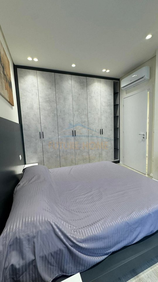 Affitto, Appartamento 1+1 + Posto Auto, Complesso Aura, Via Dritan Hoxha