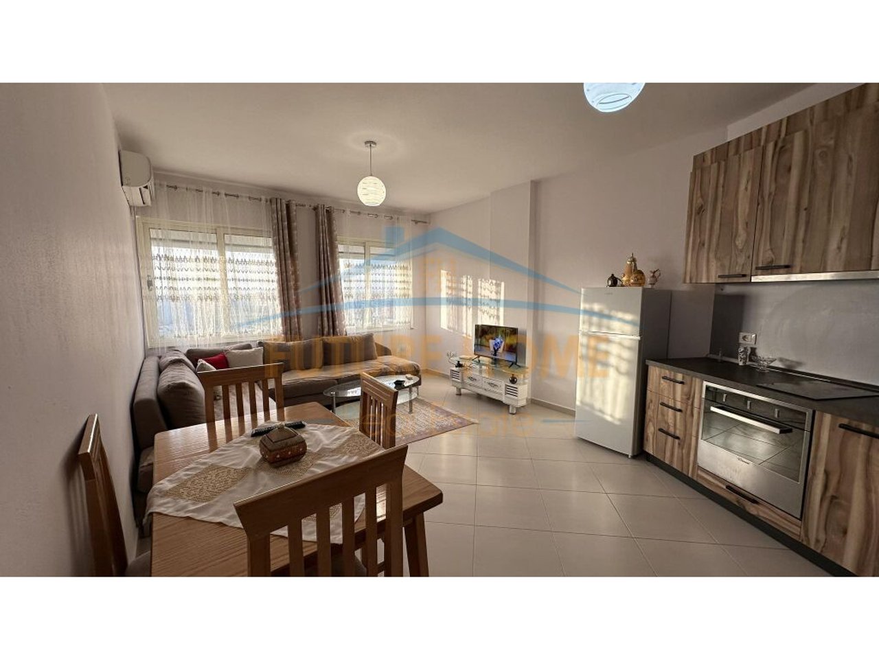 Shitet, Apartament 1+1, Yzberisht, Tiranë