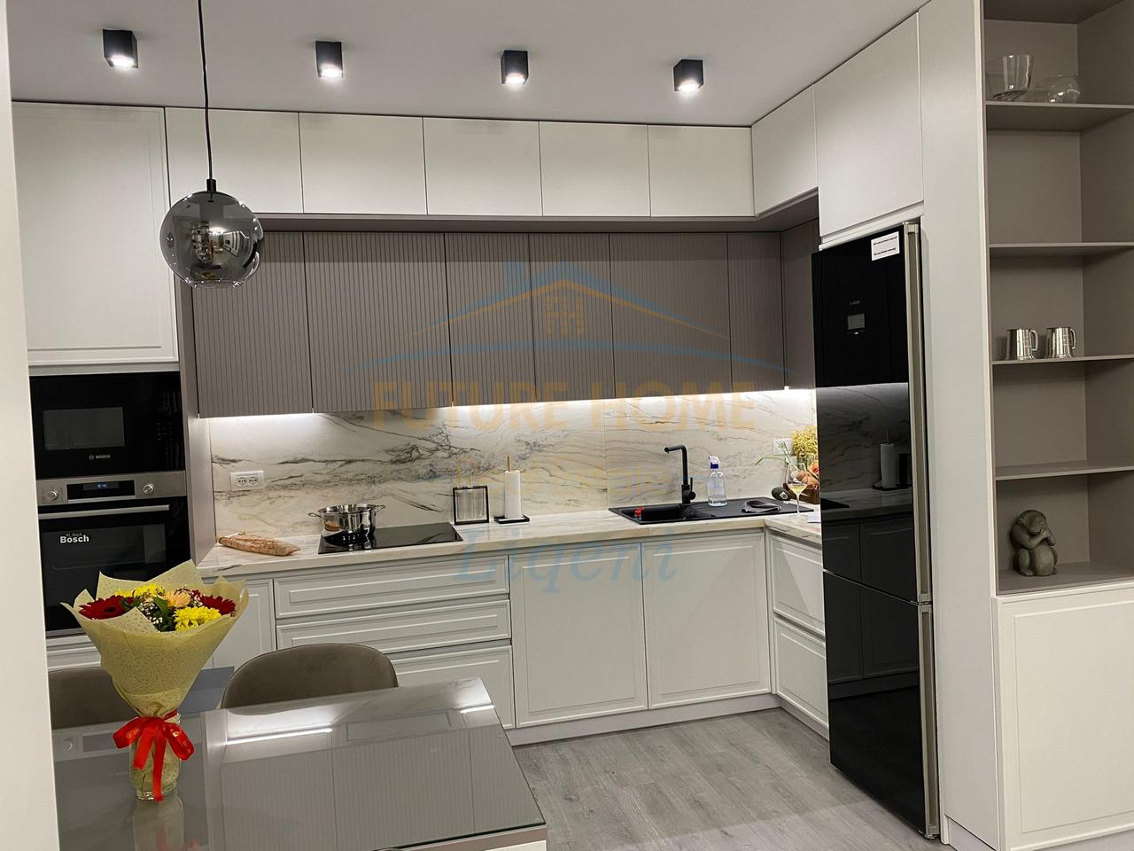Rent, Apartment 2+1+Parking Space, Green City, Tirana.