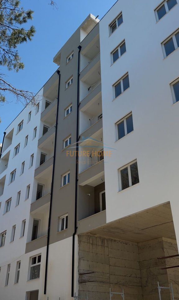 For sale, Studio apartment, Mali i Robit, Golem