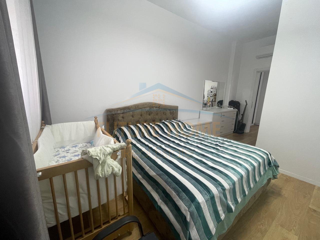 In vendita, Appartamento 1+1, Scuola Kuqe, Tirana