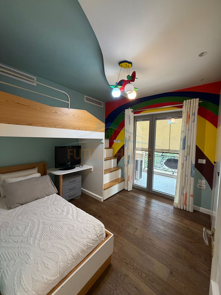 Qira, Apartament 3+1+2+Post Parkimi,Kompleksi Delijorgji