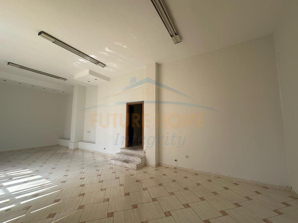 For rent, Business Environment, Vllazën Huta Street, Tirana.