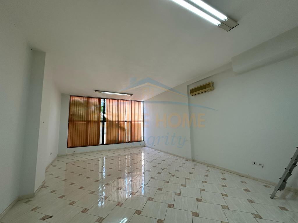 For rent, Business Environment, Vllazën Huta Street, Tirana.
