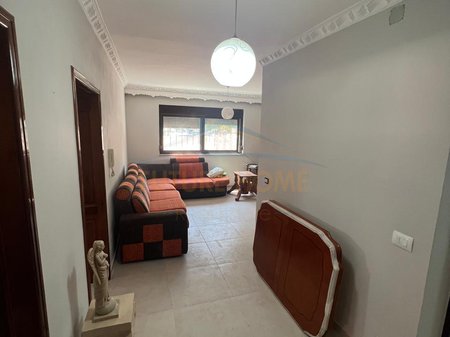 Shitet, Apartament 2+1+Garazhd , Stadiumi"Niko Dovana", Durres