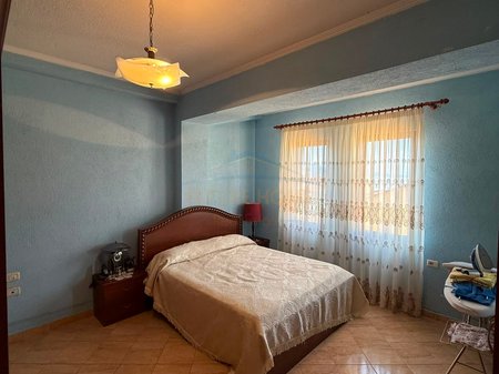 Shitet , Apartament 1+1 , Stadiumi , Pogradec