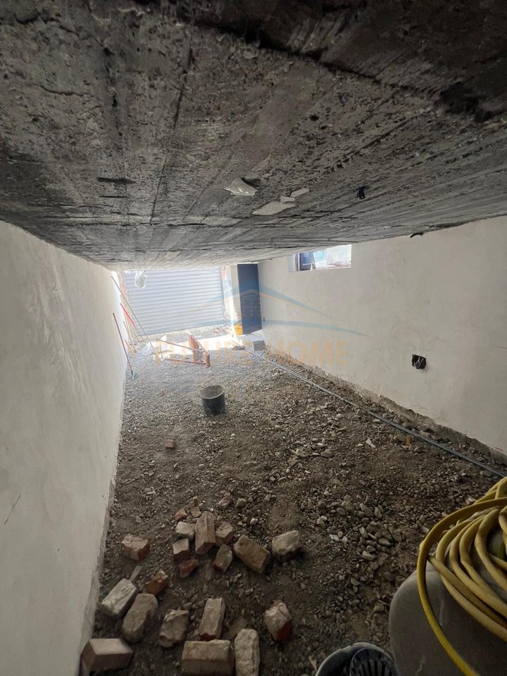 Qera, Apartament 2+1+Garazhd , Stadiumi"Niko Dovana", Durres