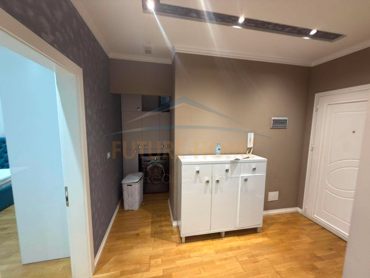 Qera, Apartament 2+1, Unaza e Re
