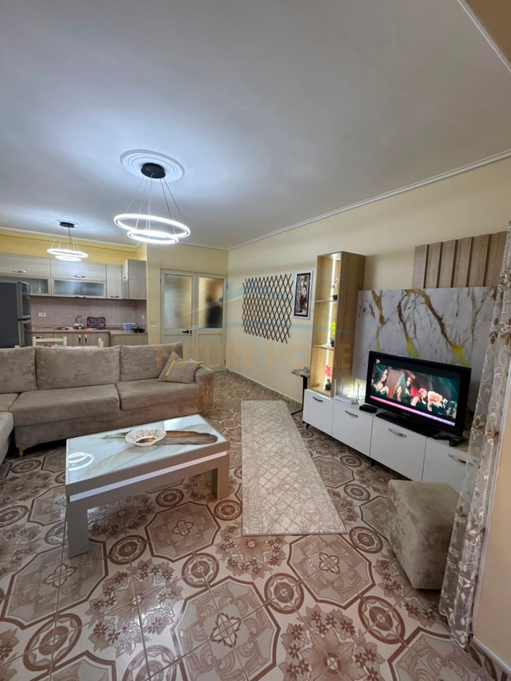 Qera, Apartament 2+1, Rruga Asim Vokshi