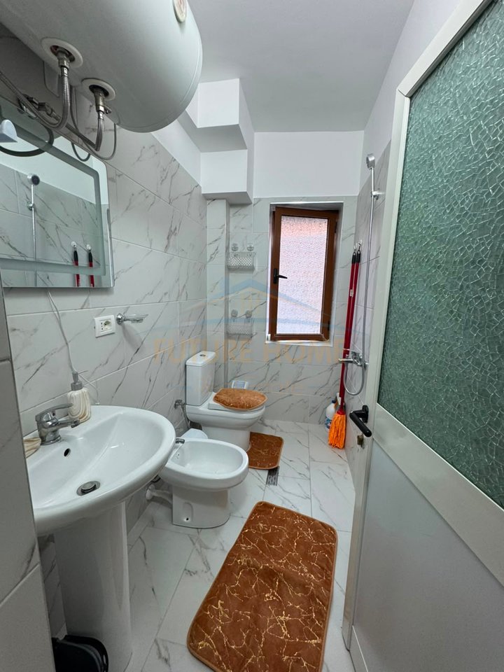 Qera, Apartament 2+1, Rruga Asim Vokshi