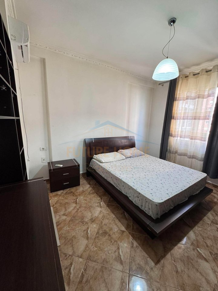 Rent, Apartment 2+1+2, Unaza e Re