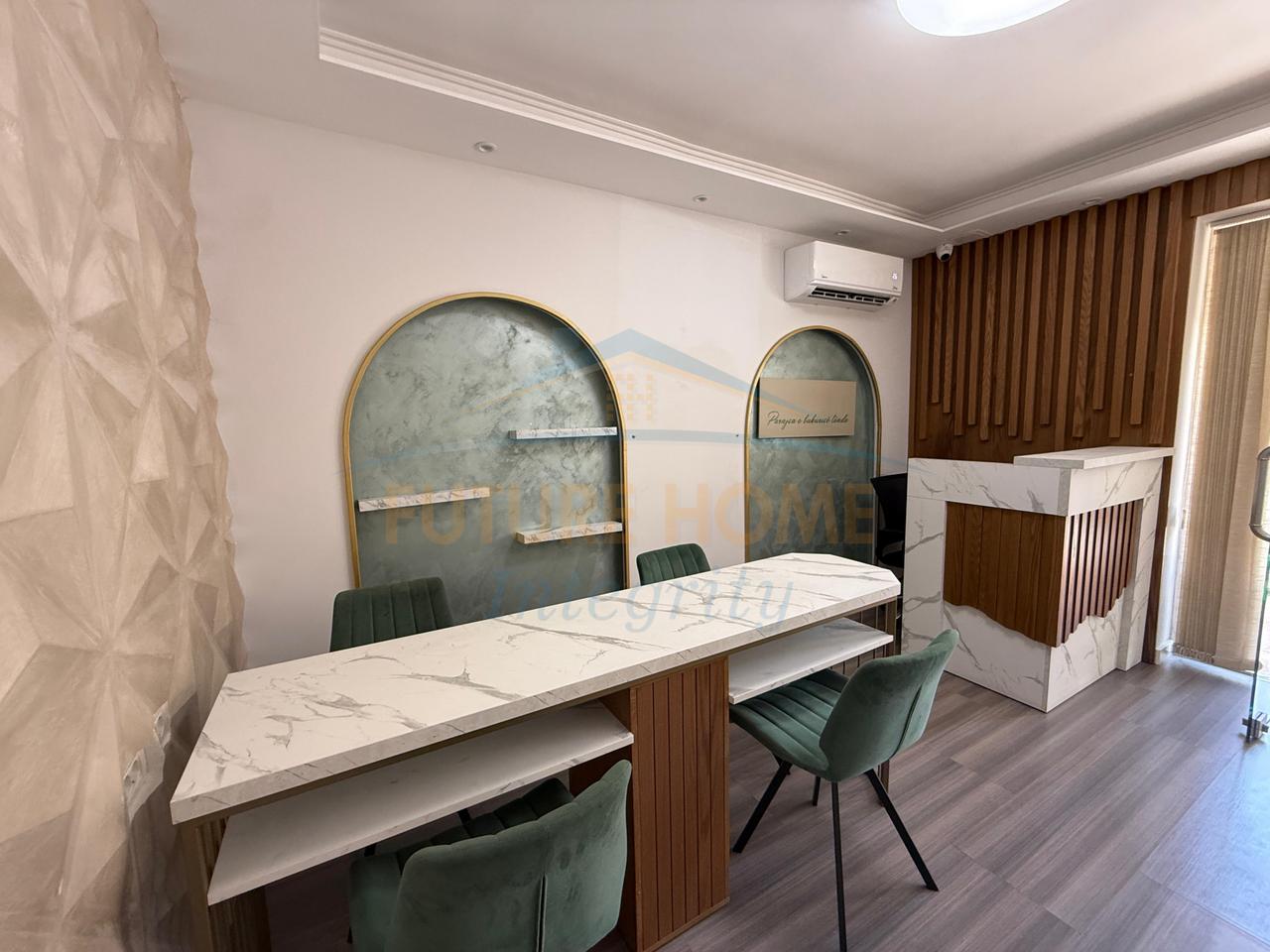 For rent, Beauty Salon, Brryli, Tirana.