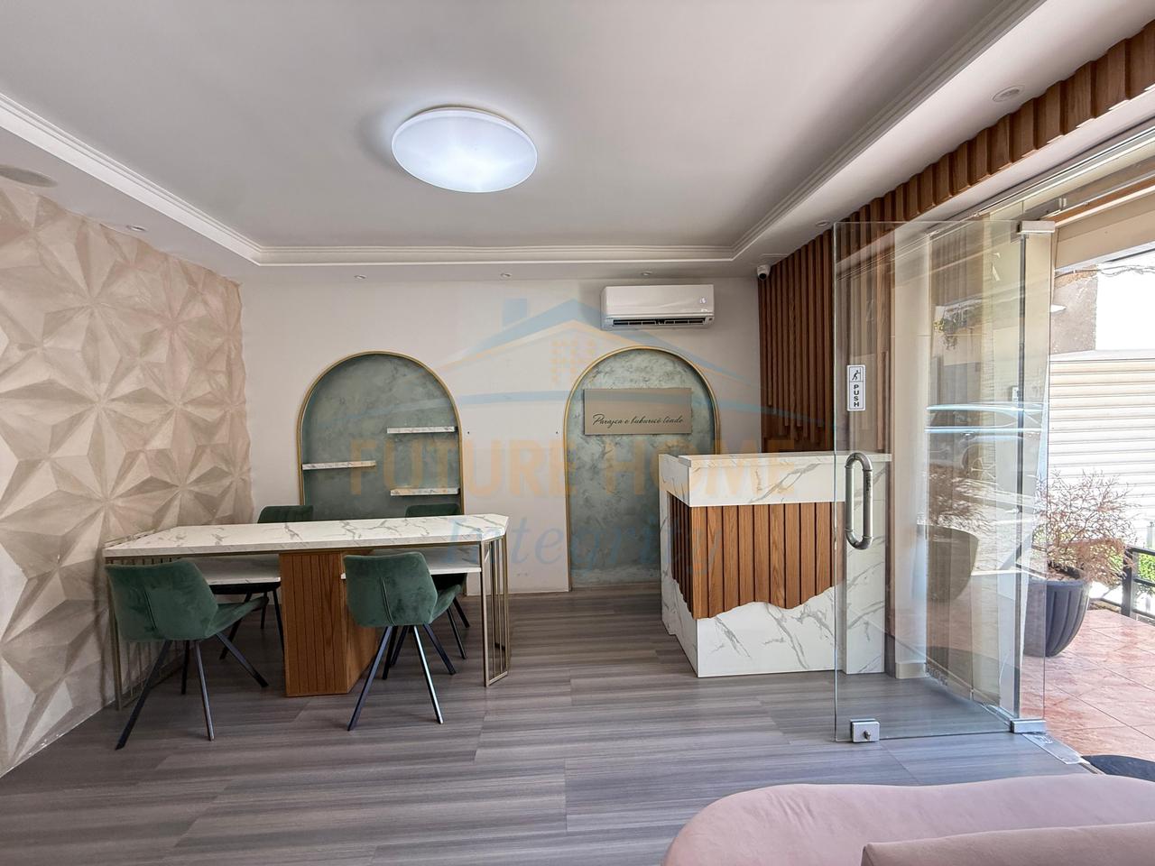 For rent, Beauty Salon, Brryli, Tirana.