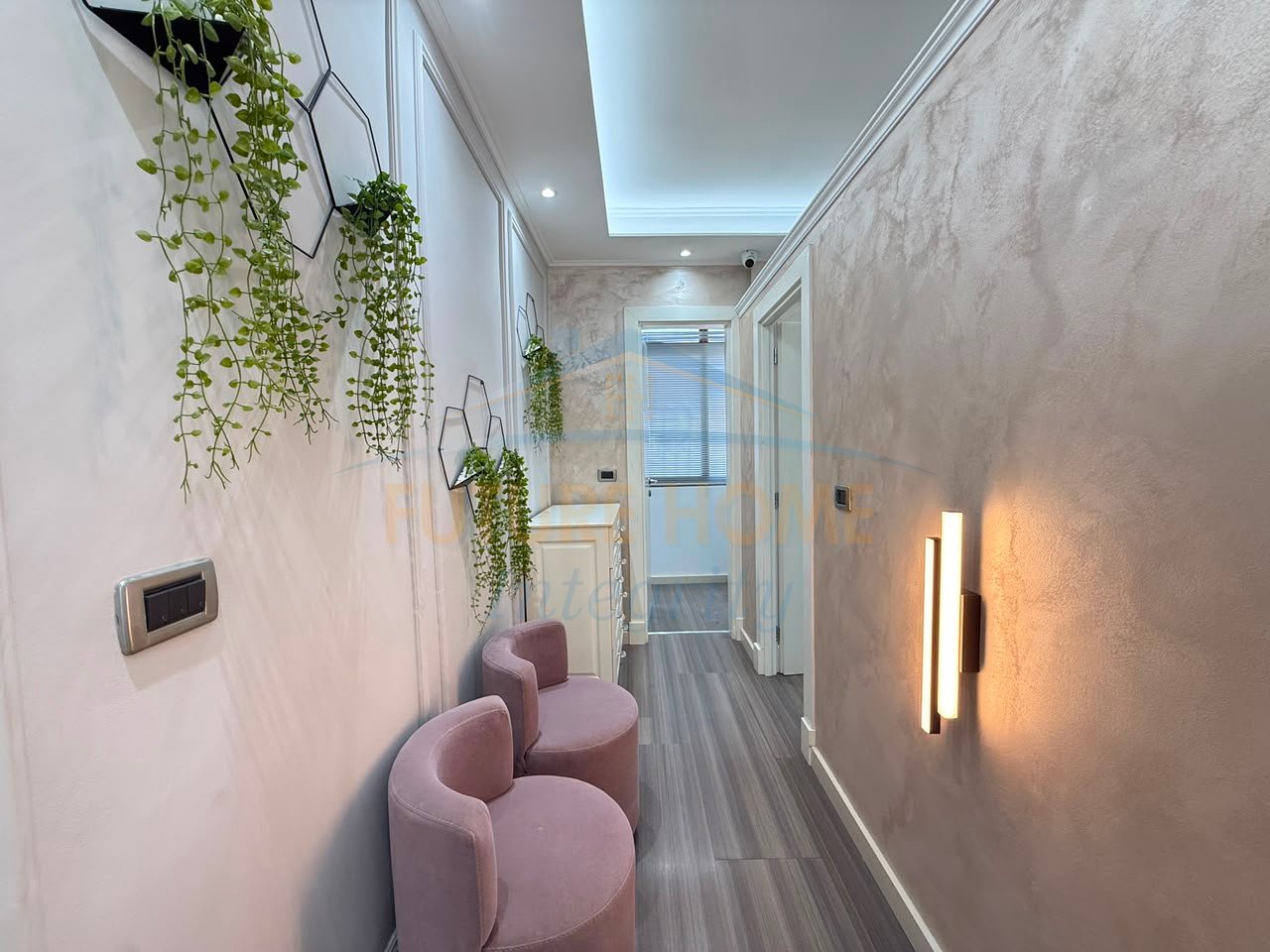 For rent, Beauty Salon, Brryli, Tirana.