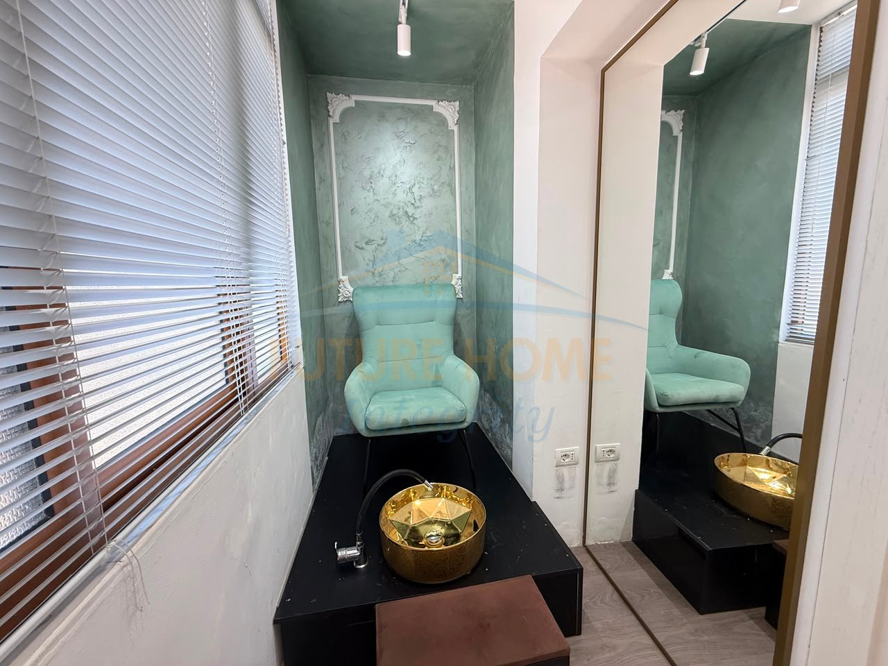 For rent, Beauty Salon, Brryli, Tirana.