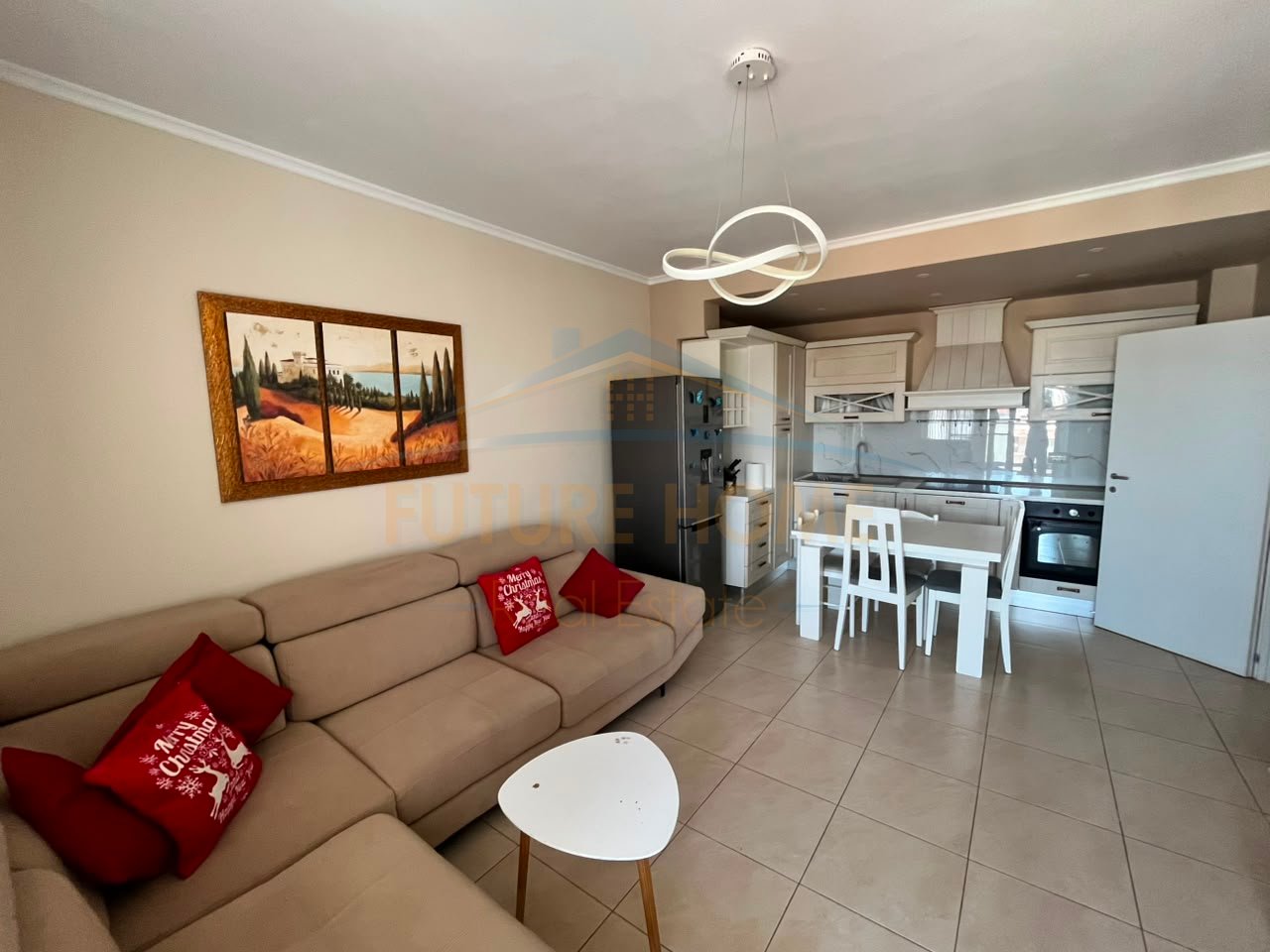 Qera, Apartament 2+1+2  Prane UKD, Durres