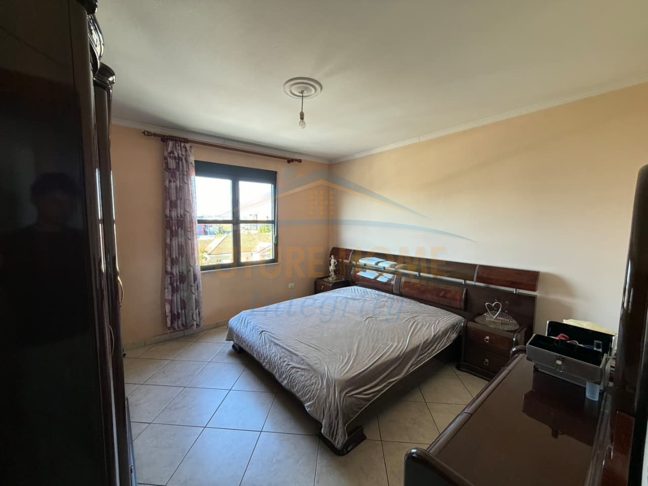 For sale, 2+1 Apartment, Kinostudio, Tirana.