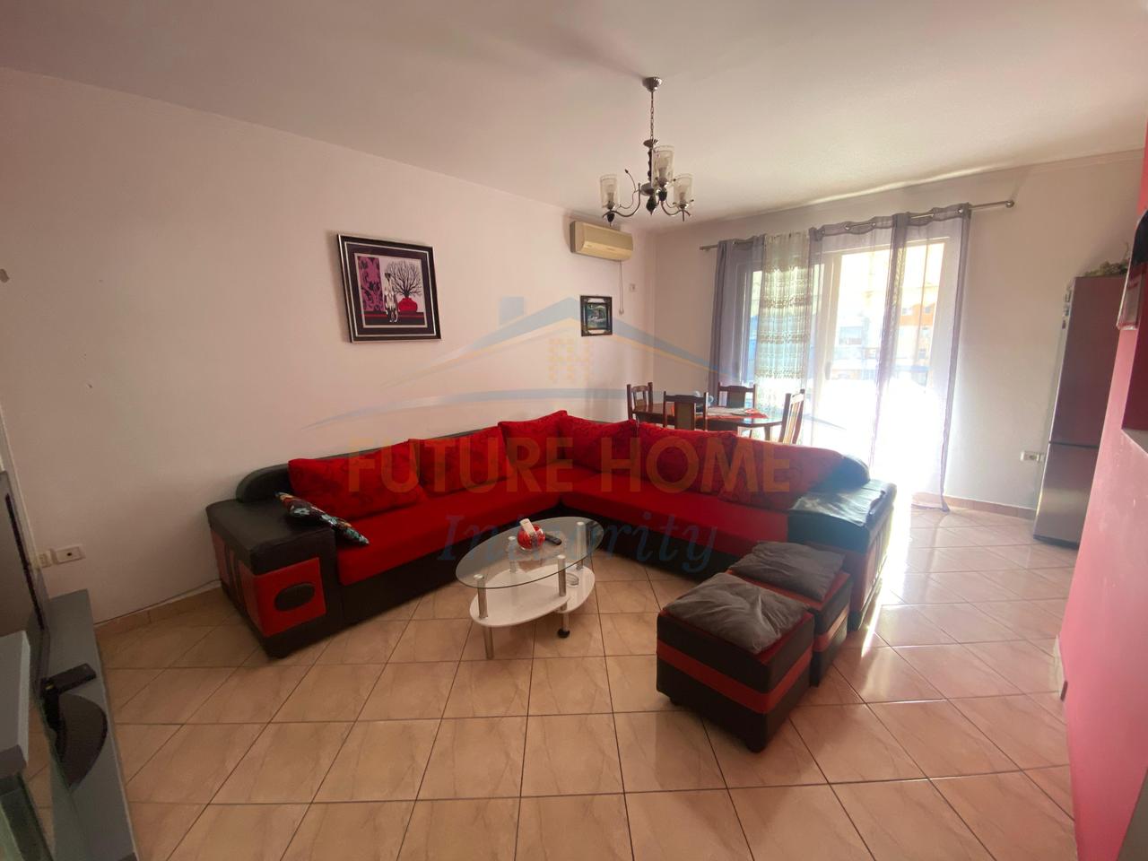 Qera, Apartament 2+1, Fresk, Tiranë.
