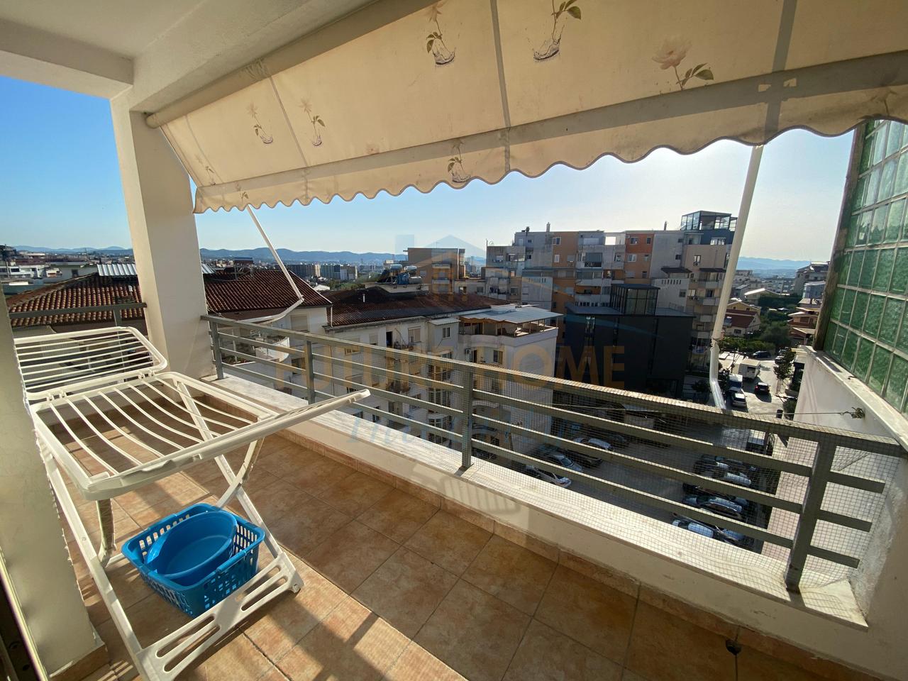 Qera, Apartament 2+1, Fresk, Tiranë.