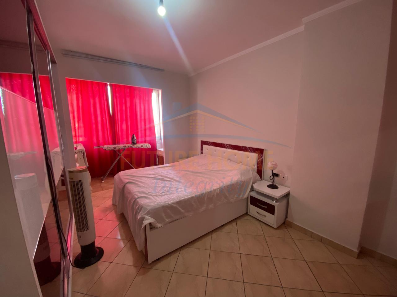 Qera, Apartament 2+1, Fresk, Tiranë.