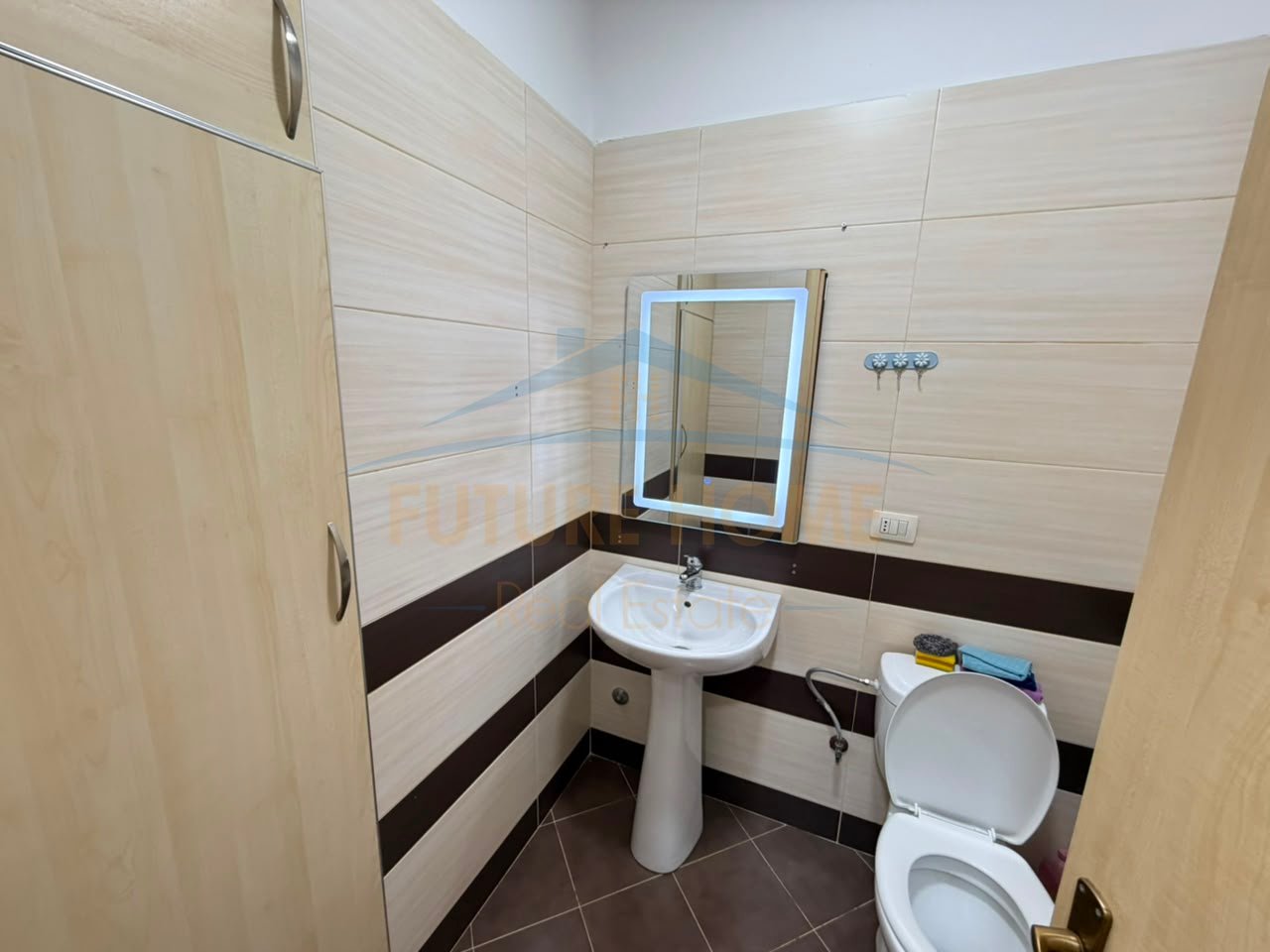 In vendita, Appartamento 2+1+2, Yzberisht