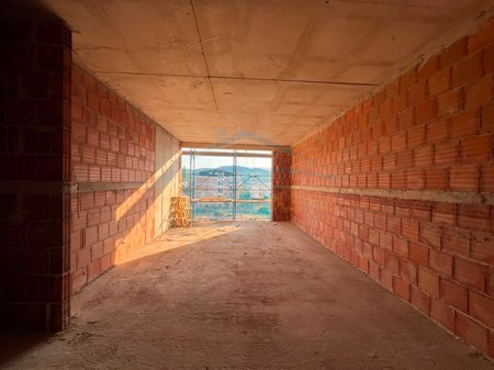 Shitet, Apartament 1+1, Sauk " Grow Green ", Tiranë.