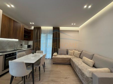 Affitto, Appartamento 1+1+Veranda, Collina del Prete, Tirana.