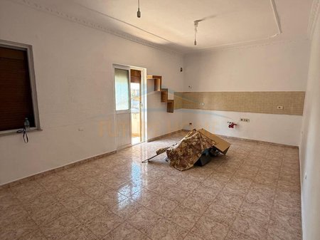 Qera, Apartament 2+1, Rruga e Dibrës