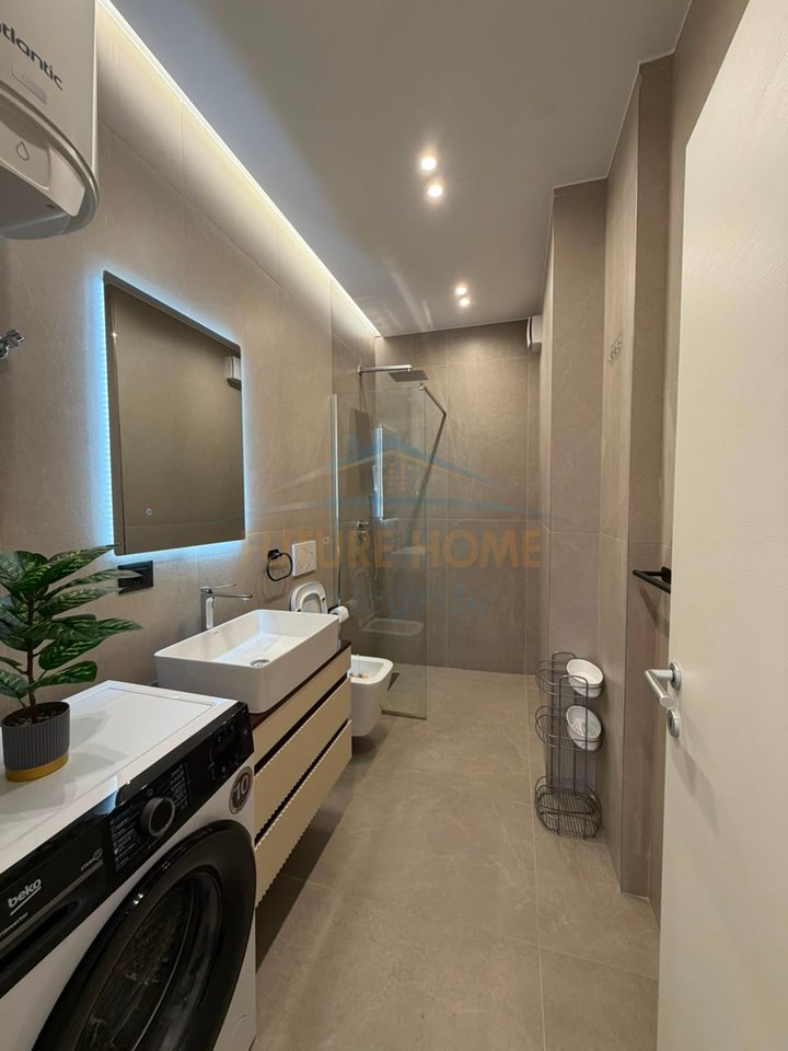 Affitto, Appartamento 1+1+Veranda, Collina del Prete, Tirana.