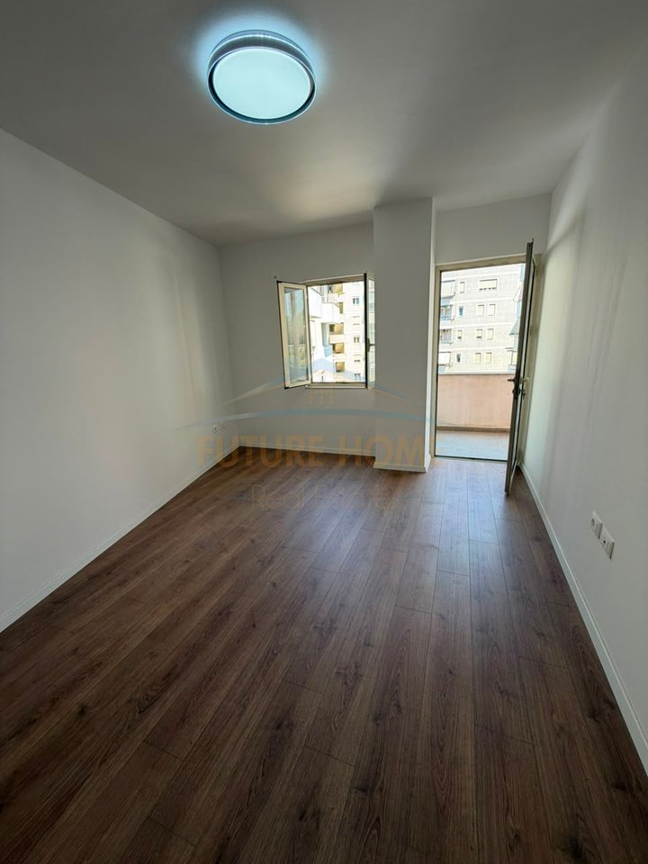 For sale, Apartment 1+1, Fresku Restaurant, Fresk.