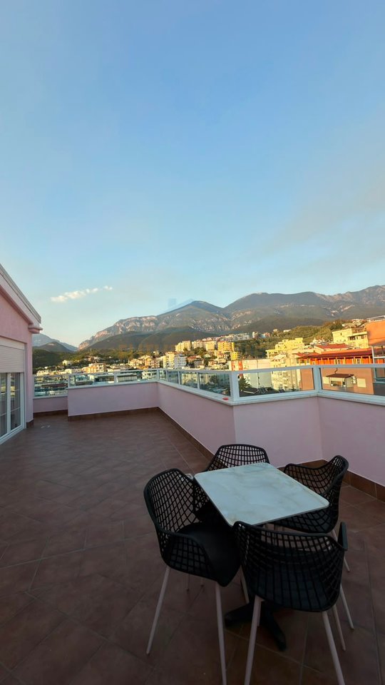 Qera, Apartament 2+1+2 + Post Parkimi , Fresk , Tiranë.