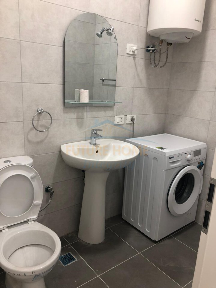 Affitto, Appartamento 2+1+2, Complesso Mangalem, Tirana.