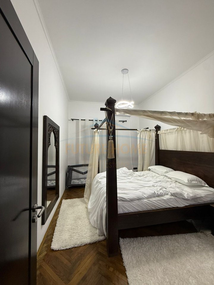 For sale, Apartment 2+1+2, Center, Tirana