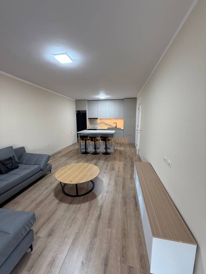 Qera, Apartament 2+1+2 +Depo + Post Parkimi, Kombinat, Tiranë.