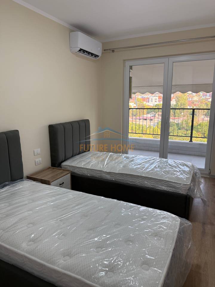 Qera, Apartament 2+1+2 +Depo + Post Parkimi, Kombinat, Tiranë.