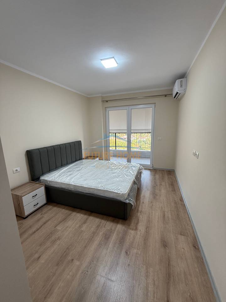Qera, Apartament 2+1+2 +Depo + Post Parkimi, Kombinat, Tiranë.