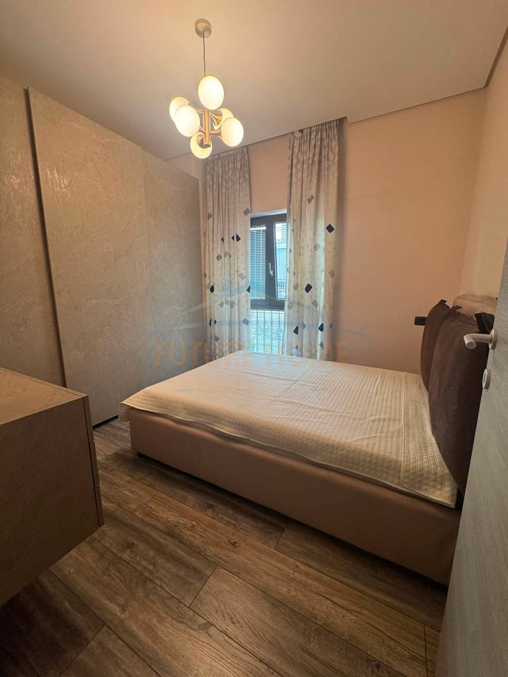 Rent, Apartment 2+1 + Parking Spot, Jean D'Ark Boulevard, Tirana