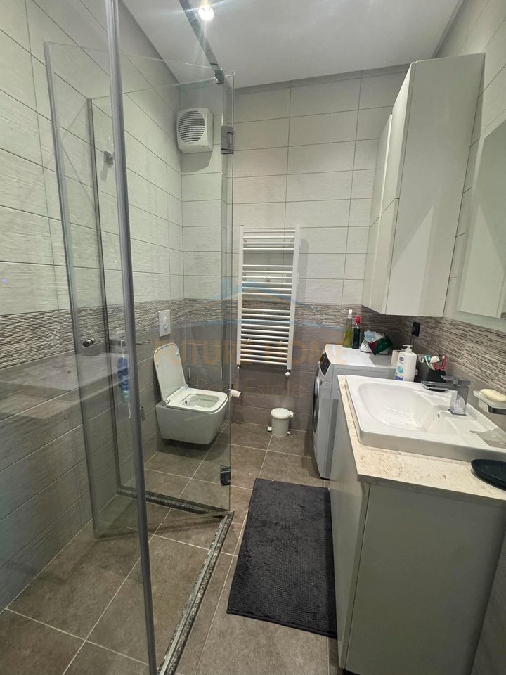 Rent, Apartment 2+1 + Parking Spot, Jean D'Ark Boulevard, Tirana